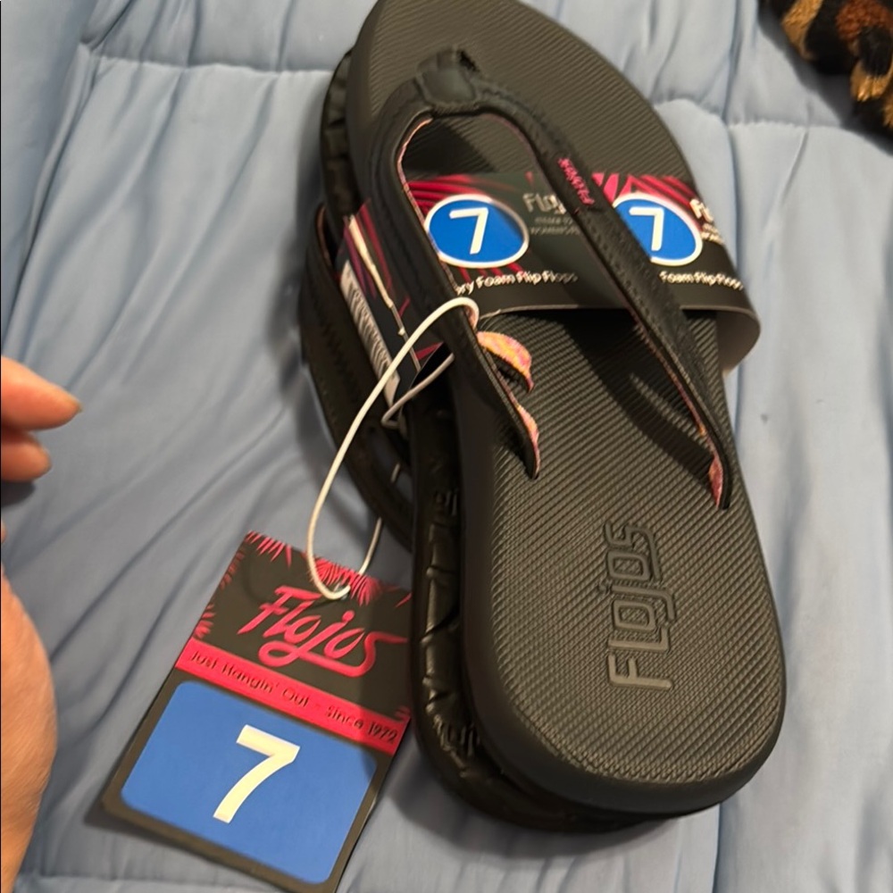 Flojos black  and Pink Flip Flops